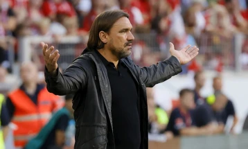 Lidsi mund të shkarkojë Farken edhe krahas promovimit të hershëm në Premier ligë