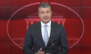 Perinski: Shtatëmbëdhjetë komuna aspak nuk kanë aplikuar në thirrjen e dytë publike për mbështetje të projekteve komunale infrastrukturore