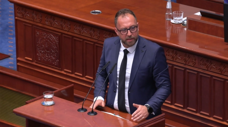 Љутков за исплата на платите на културните работници: Конечно направивме пресметка која што е достојна и законска