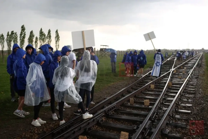 Ослободените заложници од Газа учествуваа на Маршот на живите во Аушвиц