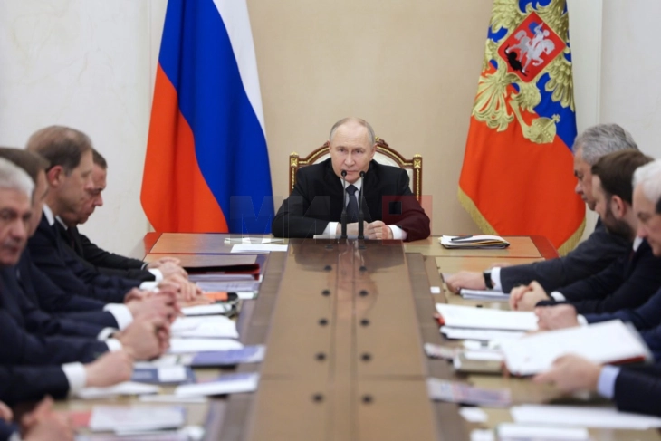 Путин: Русија треба да го искористи пазарниот хаос за развој на својата економија