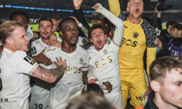 Morgan Sanson brace helps Nice inflict PSG's first league defeat