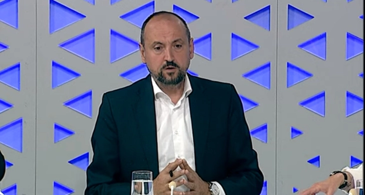 Битиќи: Владата не враќа ДДВ, не исплаќа плати и енормно се задолжува кај домашните банки