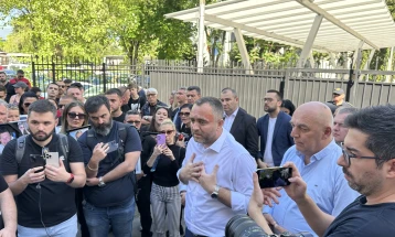 Përfundoi marshi i familjeve të viktimave në 