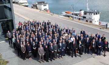 Xhim Stouks: NATO është e vendosur të sigurojë një përgjigje bërthamore të besueshme dhe efektive