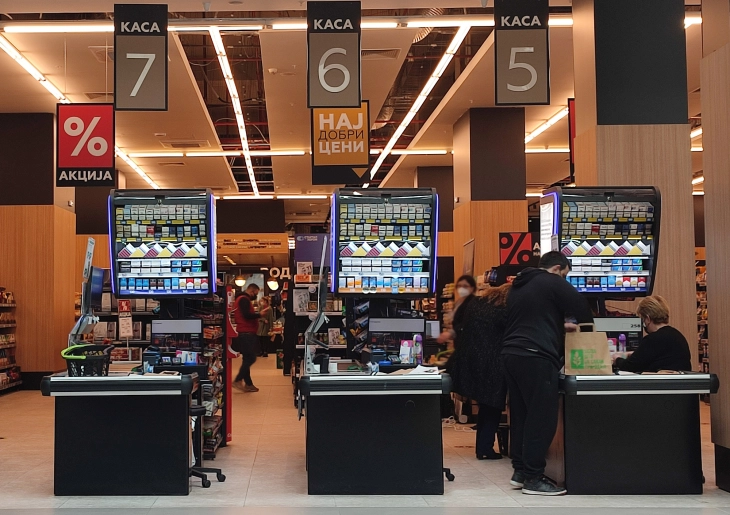 Зголемен прометот во трговијата на мало со храна, пијалаци и тутун