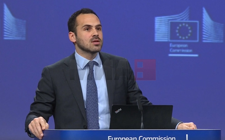 Mersie: Pjesëmarrja e Vuçiqit në paradën në Moskë do të ketë ndikim në aspiratat evropiane të Serbisë