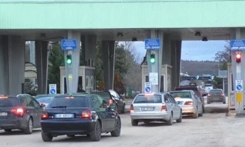 Frekuencë e rritur në vendkalimet në kufirin Maqedoni e Veriut - Shqipëri