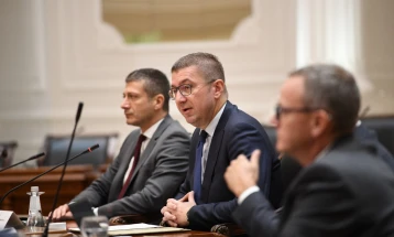 Mickoski dhe Perinski për vizitë në Kavadar në kuadër të projektit 