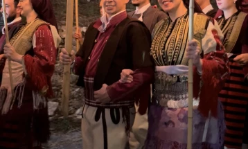 Јован Филипоски и Лилјана Михајлоска годинешни зет и невеста за Галичката свадба