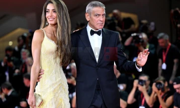 Амал Клуни се соочува со забрана за влез во САД