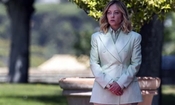 Meloni: Italia mbetet besnike e SHBA-së, por pa nënshtrim