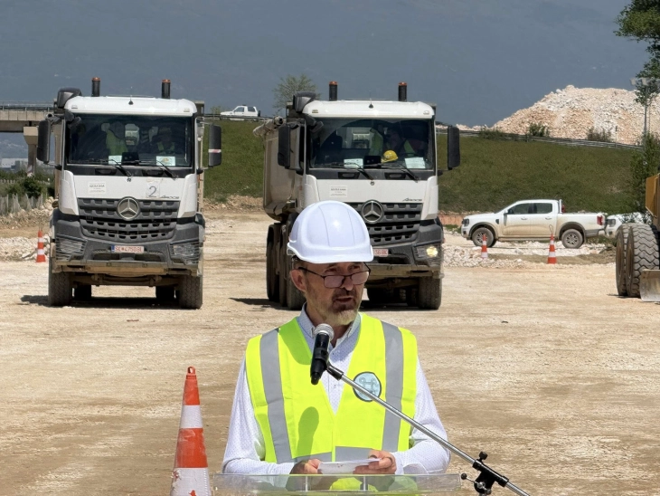 Трајановски: Граѓаните заслужуваат да возат по модерни, брзи и безбедни патишта