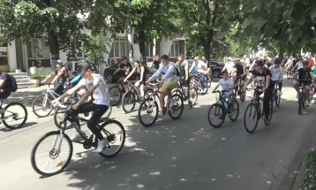 Kochani bike tour honors victims of nightclub fire