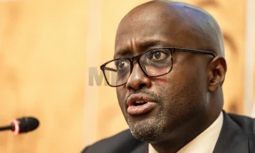 Руанда преговара за прифаќање на депортирани мигранти од САД, потврди министерот за надворешни работи на африканската држава