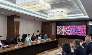 Finance Minister Dimitrieska-Kochoska meets Turkish Trade Minister Ömer Bolat 