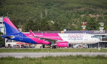 Се подготвува нов модел за привлекување авиокомпании и патници, преговoри за авиолинија од Будимпешта до Охрид