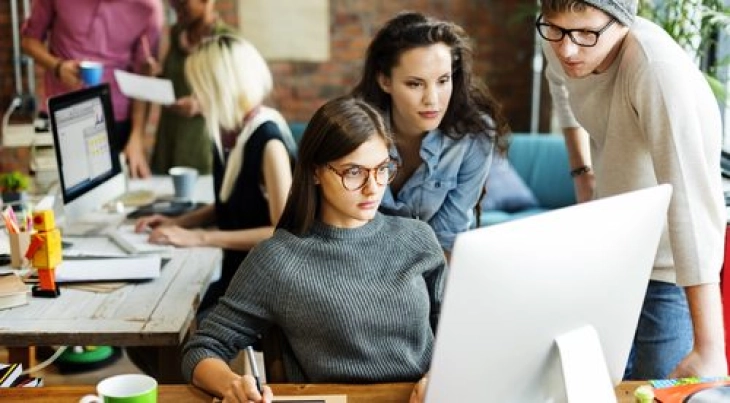 Nëpërmjet Ministrisë së Politikës Sociale do të ndahen grante për të rinj dhe organizata rinore