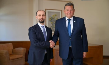 Minister Murtezani holds bilateral meetings during EUSAIR Forum in Greece