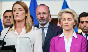 Европарламентот се заканува со „правна постапка“ против Европската комисија 