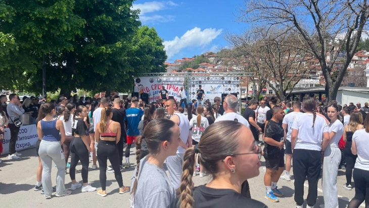 Во Охрид хуманитарна трка „Од срце трчај со срце дарувај за Кочани”