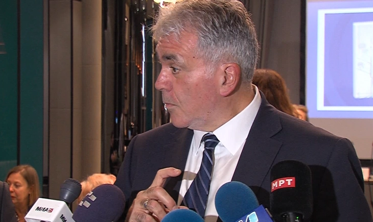 Raporti i BB: Deri te të ardhura më të larta me arsim cilësor, konkurrueshmëri dhe efikasitet energjetik