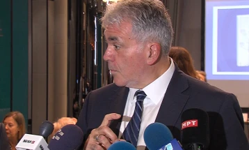 Raporti i BB: Deri te të ardhura më të larta me arsim cilësor, konkurrueshmëri dhe efikasitet energjetik