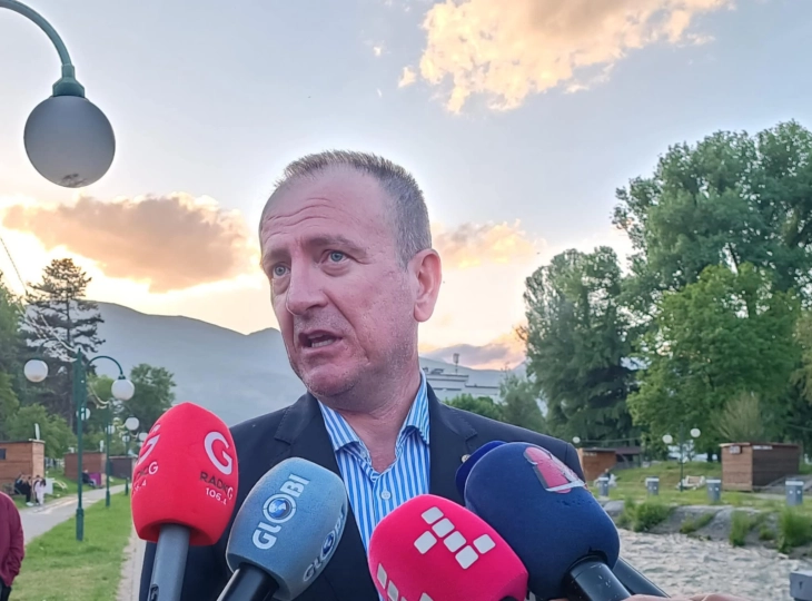 Таравари: Распишувањето на предвремени избори зависи од ВМРО-ДПМНЕ