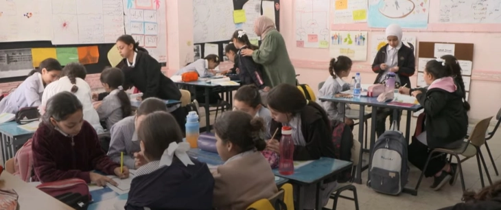 Израел затвора шест училишта на ОН во Источен Ерусалим