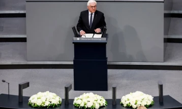 German president warns against nationalism in WWII anniversary speech
