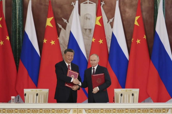 Rusia dhe Kina kundërshtojnë luftën në hapësirë dhe luftën bërthamore