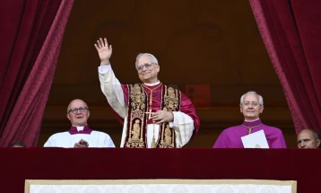 Од Чикаго до Ватикан: Роберт Превост е новиот папа Лав Четиринаесети