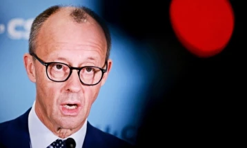 Мерц му вети на Зеленски континуитет во германската поддршка за Украина