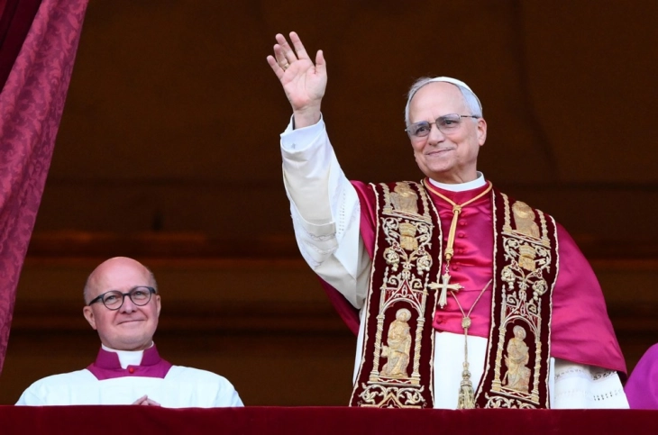 Liderët botërorë e uruan papën e ri