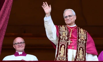 Liderët botërorë e uruan papën e ri