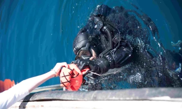 Нуркачка акција за чистење на дното на Охридското Езеро од цврст отпад