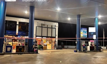 Затворени пет бензински пумпи во Солун и во Атина поради измами со гориво