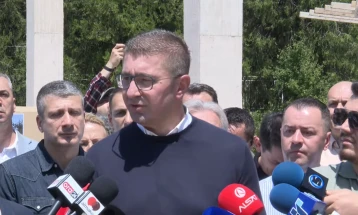 Mickoski: Javën e ardhshme do të kemi takim përfundimtar me Taravarin, Qeveria është e qëndrueshme dhe e fokusuar në projekte