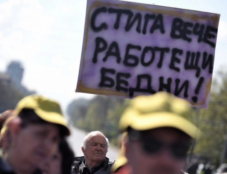 Извештај: Сиромаштијата во Бугарија расте, 46 отсто од домаќинствата без средства за вонредни трошоци