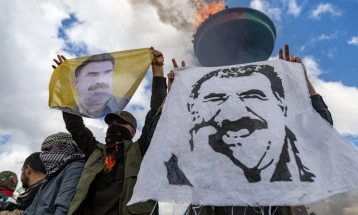 ПКК објави дека се самораспушта и го запира вооружениот конфликт против турските власти