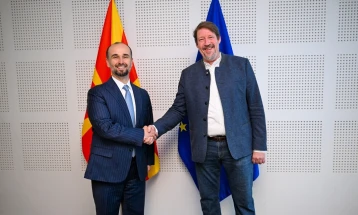 Murtezani - Vajc: Nevojitet qasje me përgjegjësi rreth vizionit të përbashkët për të ardhmen evropiane të vendit