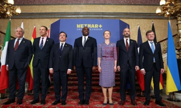 Лами: Путин треба сериозно да се вклучи во мировните преговори