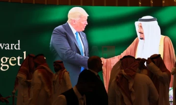 Trampi dhe Bin Salman në Riad nënshkruan marrëveshje për partneritet strategjik ndërmjet SHBA-së dhe Arabisë Saudite