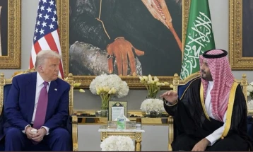 САД и Саудиска Арабија потпишаа договор за продажба на воена опрема вреден 142 милијарди долари