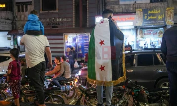 Сириските граѓани го прославија укинувањето на американските санкции