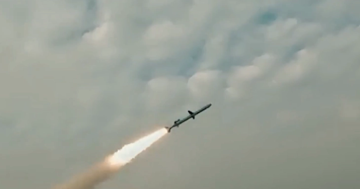 Huthët sulmojnë aeroportin “Ben gurion” në Tel Aviv