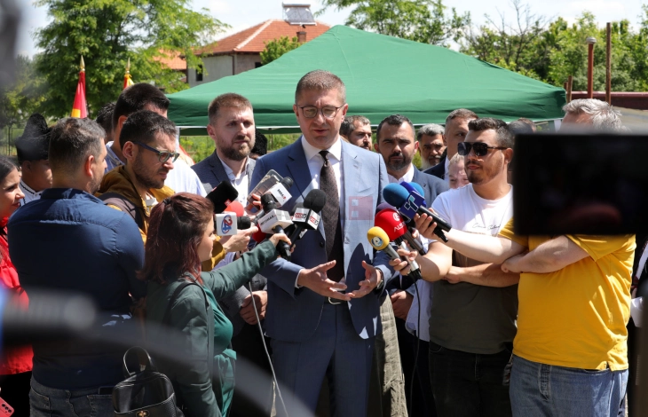 Мицкоски: Двојно зголемен буџетот за науката, околу 680 милиони денари за научни трудови