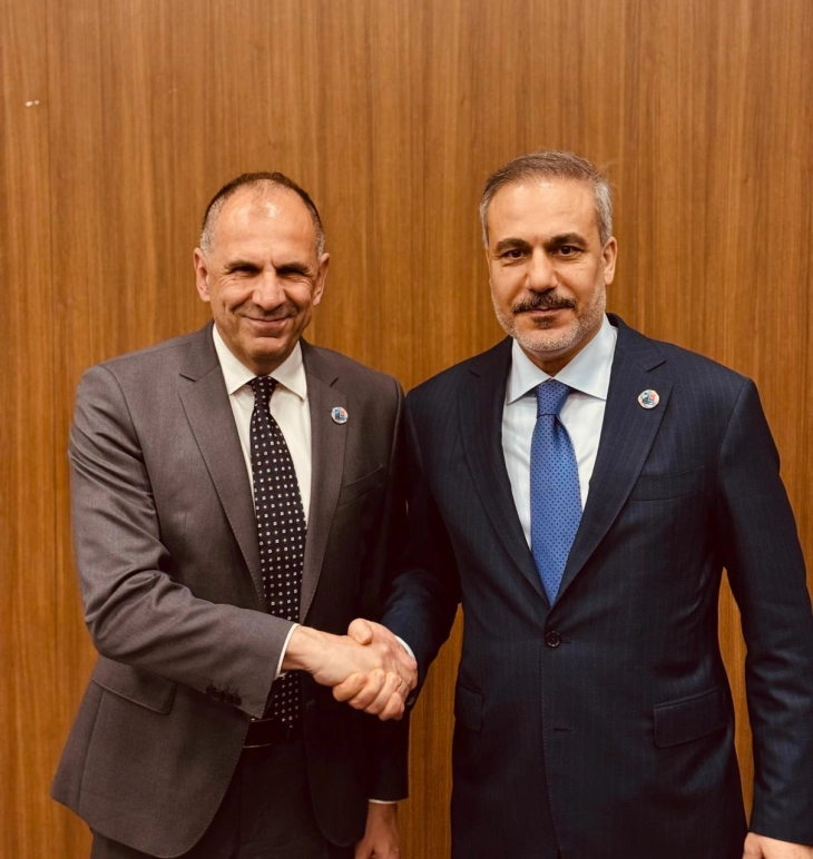 Средба Герапетритис - Фидан во Анталија