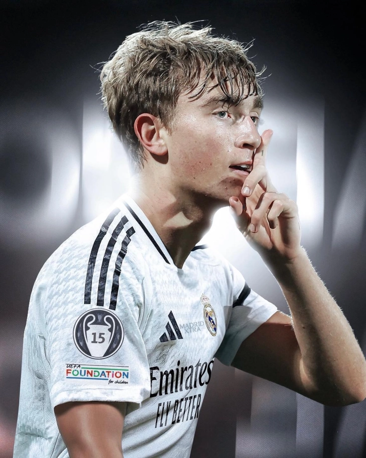 Реал се согласи да му плати на Борнмут 50 милиони евра за Хојсен