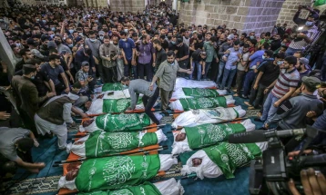 Најмалку 115 лица загинаа во израелски воздушни напади врз Газа